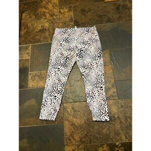Xxl 2x plus Powerhold by Fabletics Leggings Animal Print Ankle Length